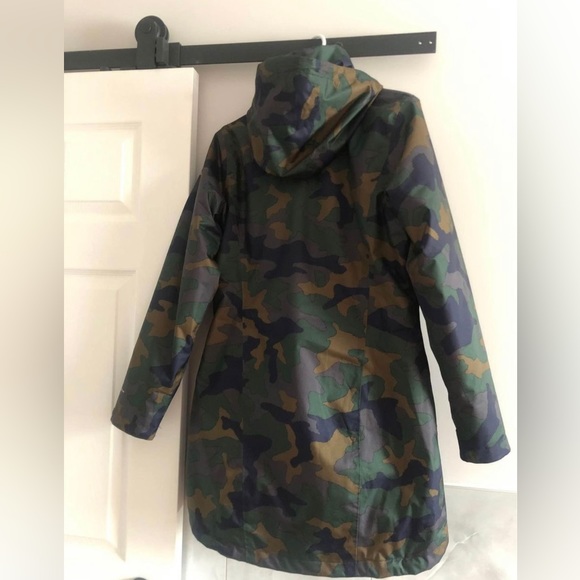 Columbia omni-tech waterproof long jacket - Picture 3 of 10